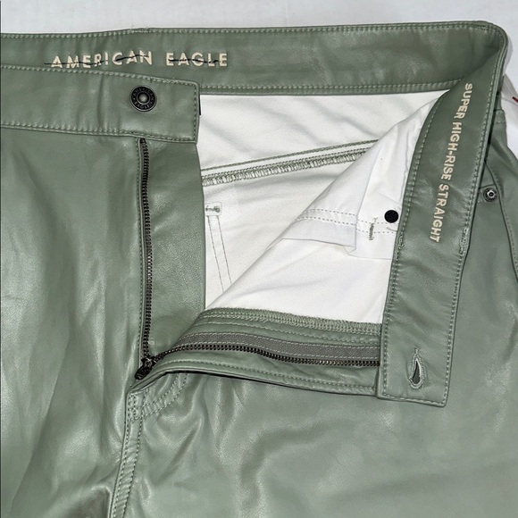 American Eagle Green Faux Leather Womens Plus Size 18 High Rise Pants NWOT - Picture 5 of 12